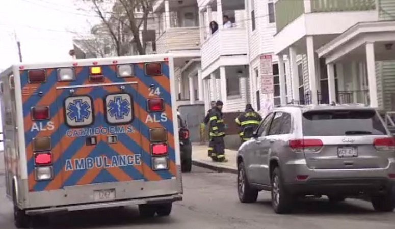 Stabbing suspect leads police on foot pursuit as victim suffers from multiple wounds in Chelsea  