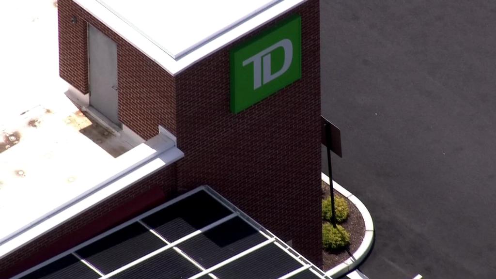 3 Boston police officers injured in bank robbery arrest, police say    