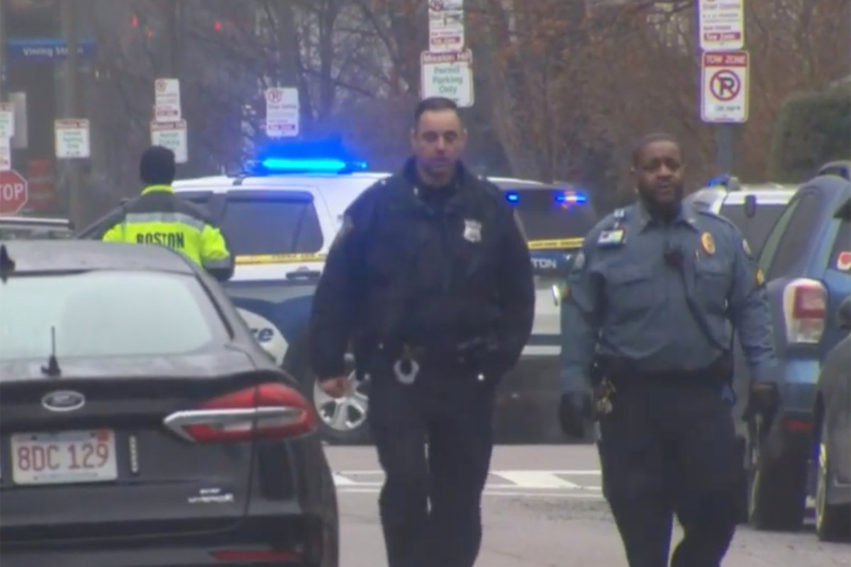 Suspect dead after Boston's Brigham and Women's Hospital shooting