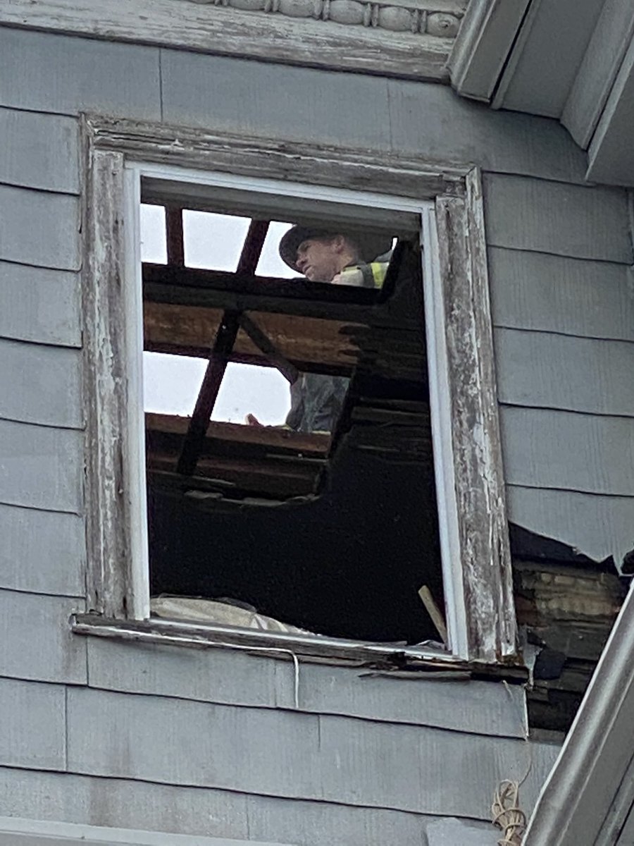 Boston Fire Dept.:Companies arrived to 127 Magnolia St with smoke showing. Crew had fire on 1st floor extending to 2nd floor. A 2nd alarm was struck