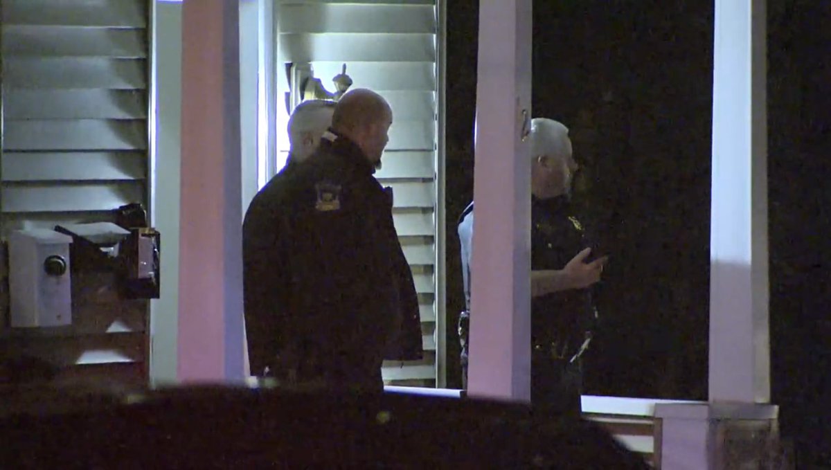 Police are investigating are a 26 year old man was shot in the chest during a home invasion inside a first floor apartment at 12 Green St in Dudley just after midnight last night.  Police do not believe this to be a random act