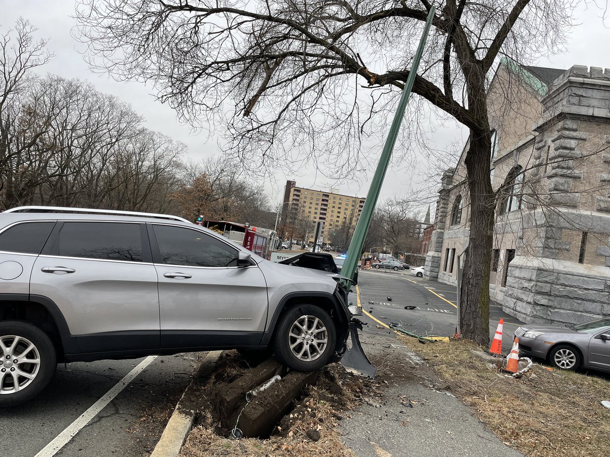 Engine 1 and Ladder 1 responded this morning to a single car MVA on Rt. 16/Mystic Valley Parkway. The driver was transported to the hospital with minor injuries. Also responding: Armstrong Ambulance, Medford Police, State Police, and Stephens Towing