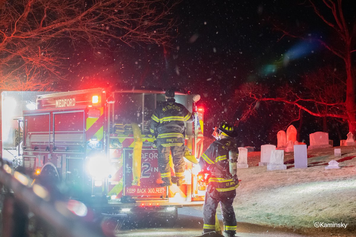 Mutual aid response to Arlington 2nd alarm Box 2-3512 for 54 Medford St: At 423 this morning, Cambridge Engine 4, Squad 4, & Division 2 assisted @ArlingtonMAFD in fighting this fire &amp; rescuing residents.  Cambridge group 3 was on duty