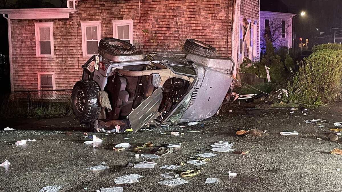 Scene Weymouth, Jeep vs house on Bridge St. Driver fled, no injuries to the occupants of the house