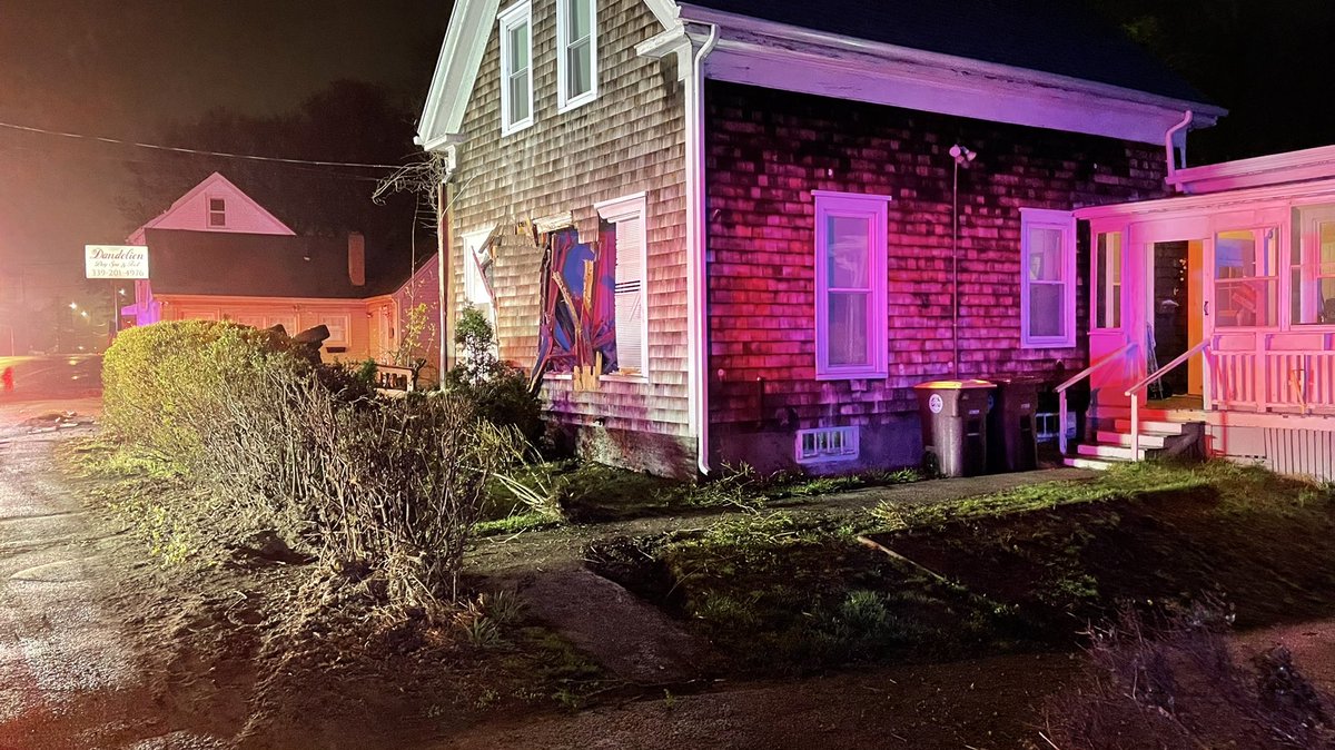 Scene Weymouth, Jeep vs house on Bridge St. Driver fled, no injuries to the occupants of the house