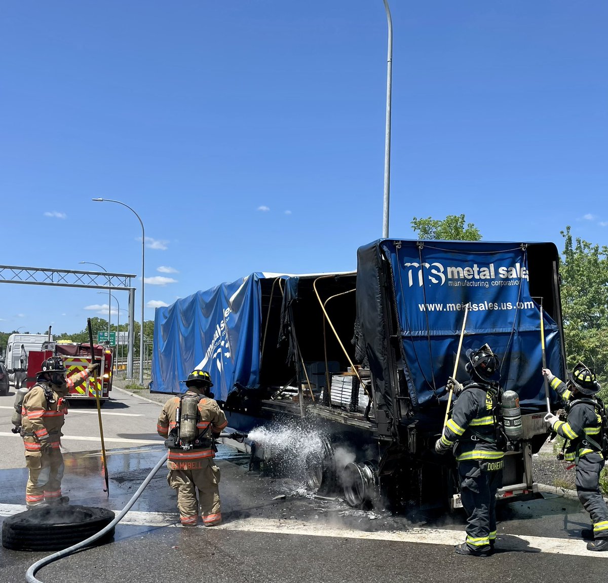 @HopkintonFire and Westborough Fire are working a truck fire on the ramps from Interstate 495 to the Massachusetts Turnpike. Expect delays