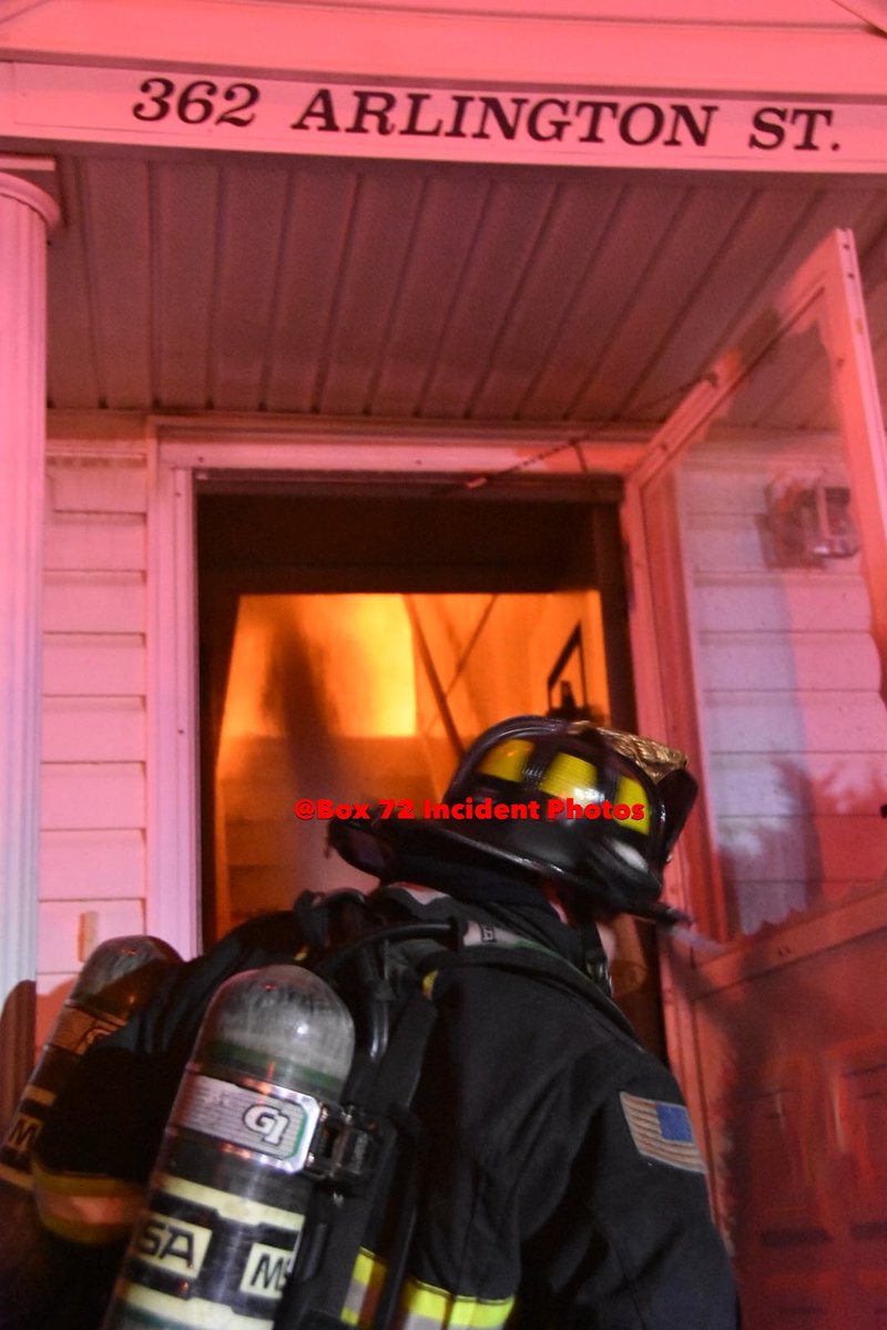 DRACUT MA- 3RD ALARM- 362 Arlington St- Defensive Posture on a 2 story dwelling