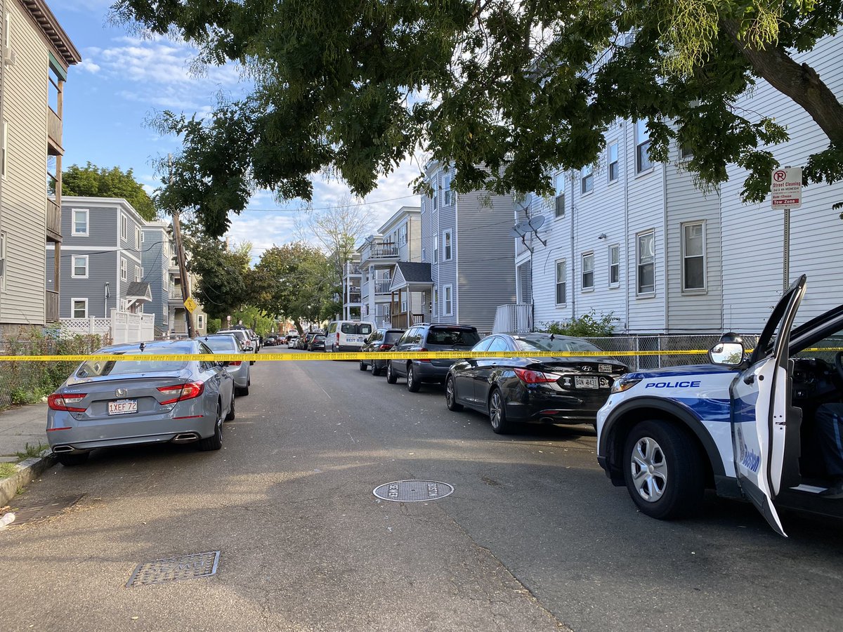 Boston Police say 2 people killed, third person has non-life threatening injuries from shooting on Melbourne St in Dorchester early this morning.