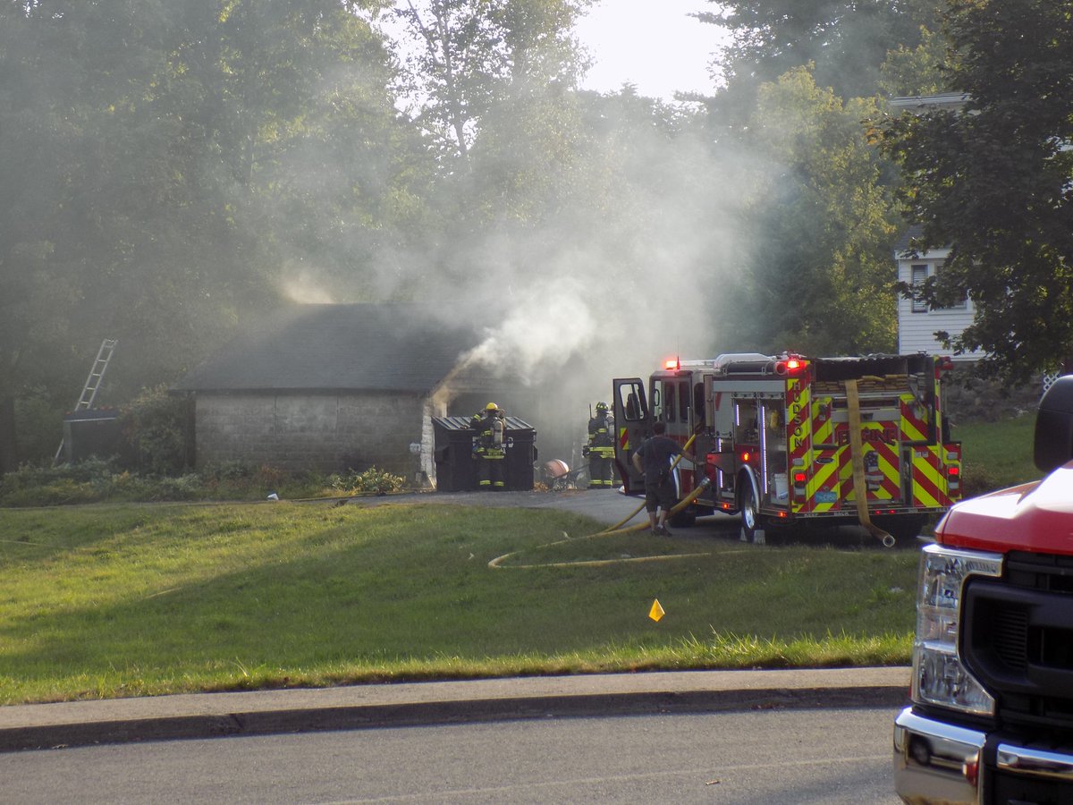 Yesterday at around 16:30, Hudson firefighters responded to a structure fire at 125 Forrest Ave. On arrival crews had a well involved detached 2 car garage in the rear. Crews quickly stretched a line and knocked the fire down before it could spread. There are no reported injuries