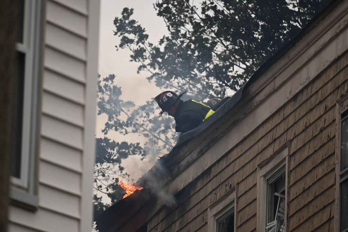 @BostonFire working a 6th alarm fire on Peverell St. At this time command is reporting the heavy fire is knocked down