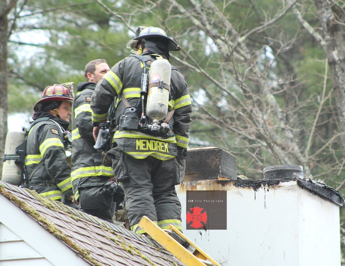 2 alarm fire in Warren on Southbridge Road, yesterday afternoon. 1st due made a great and quick stop 