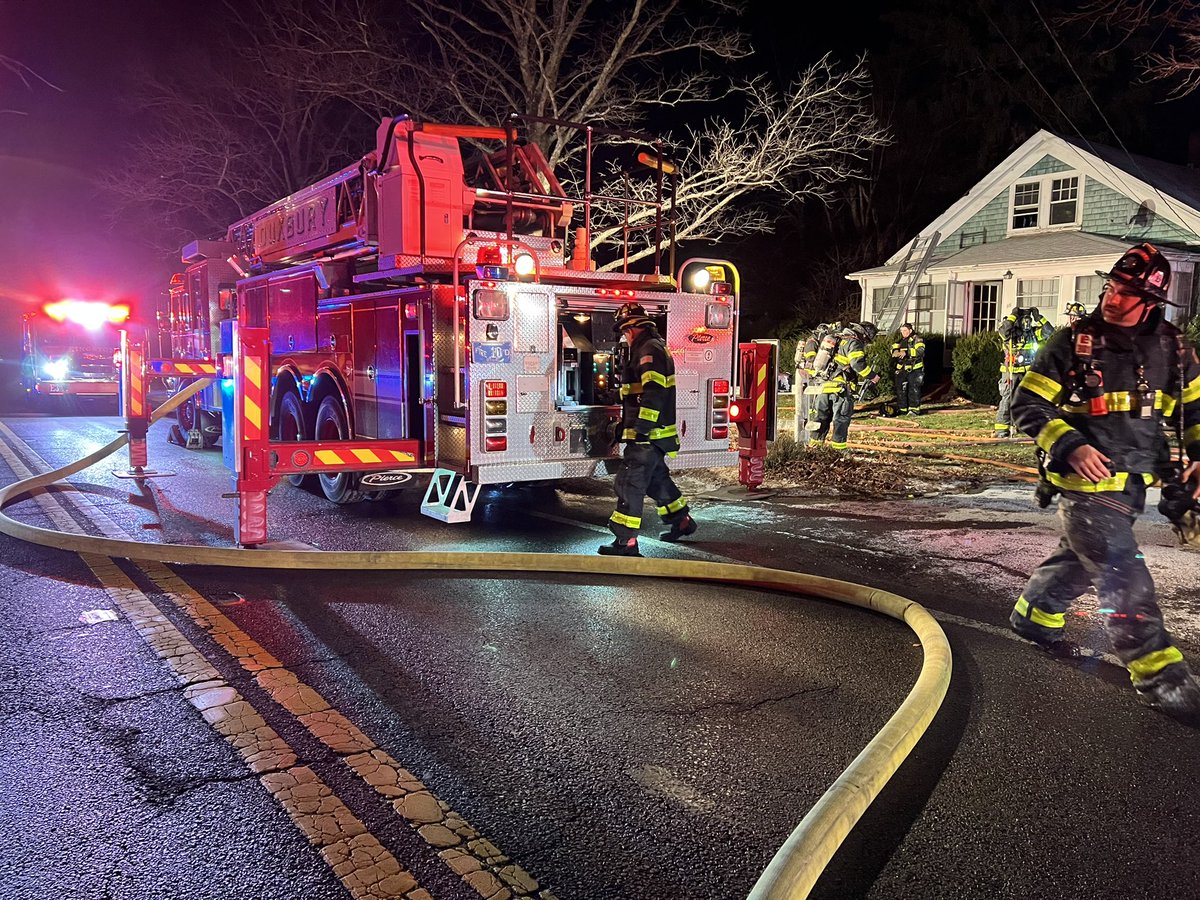 Overnight DXFD responded to a working house fire on Tremont St and a MVA rollover on Route 3.  Your firefighters have already responded to over 3,000 emergency calls this year
