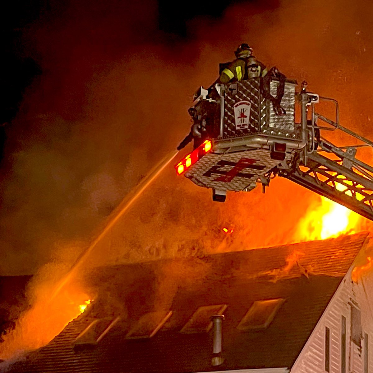 Wilmington Ma , Tower 1 operating the gun at the 2nd alarm 298 A Lowell Rd