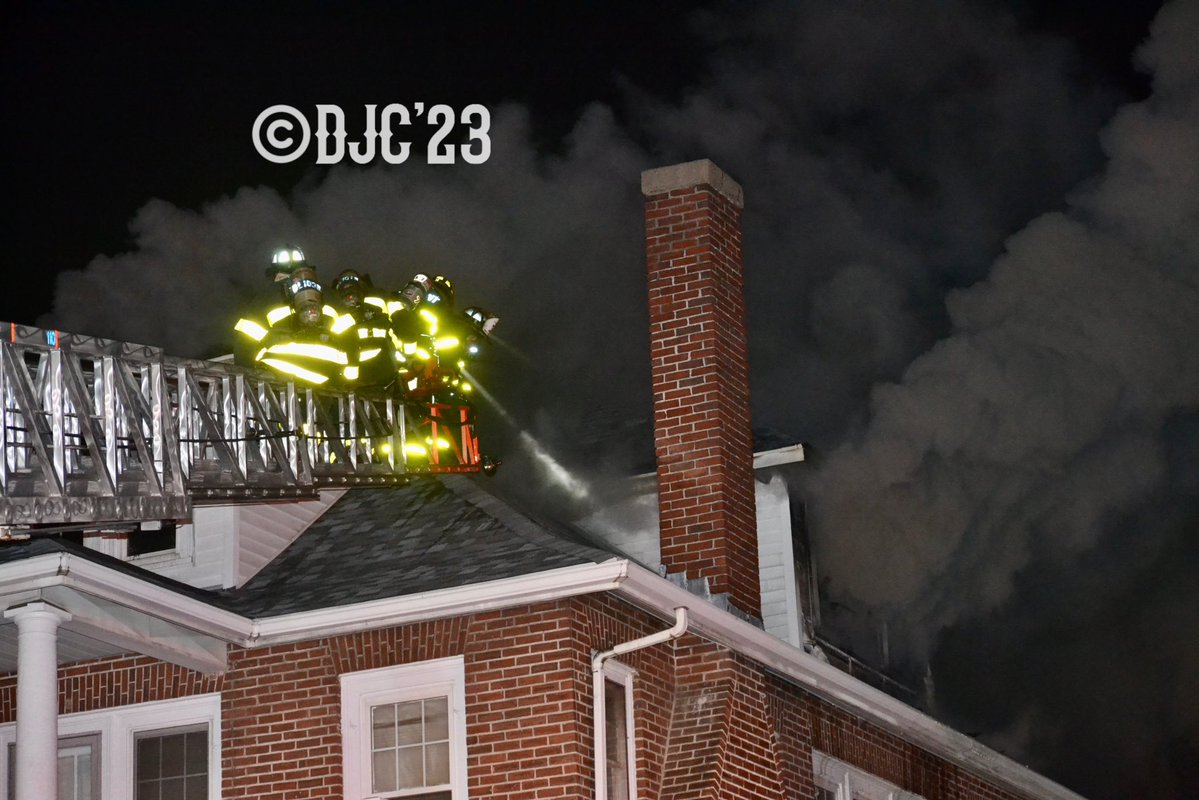 Belmont initially dispatched for wires arching in basement, arrived to conditions in the first image. Very quick K/D, the fire went to a 2nd Alarm