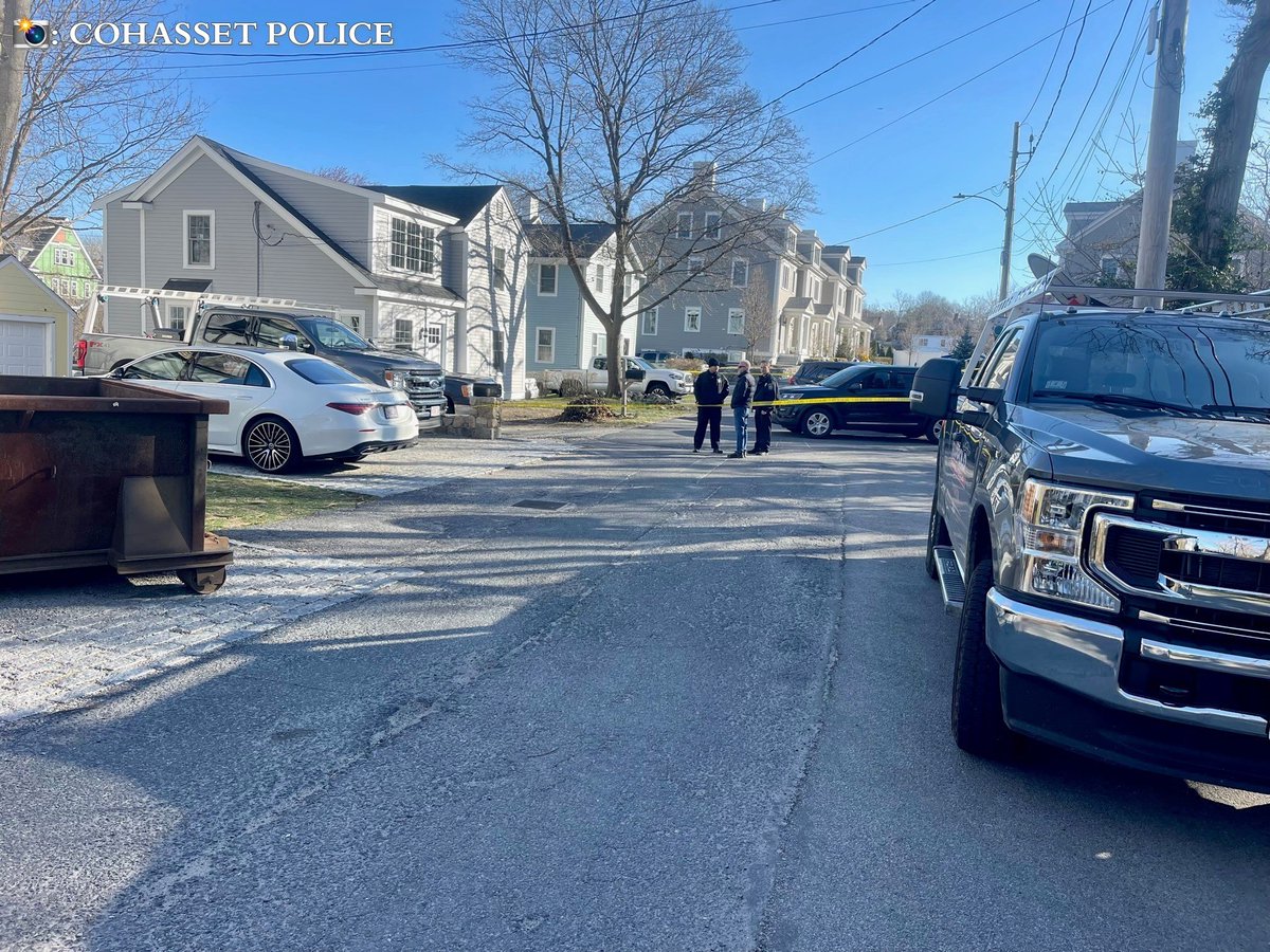 Police are investigating the discovery of the body of a deceased 40-year-old male on the side of the road near James Lane and Cushing Rd in Cohasset just after 6am this morning. There is no indication of foul play at this time
