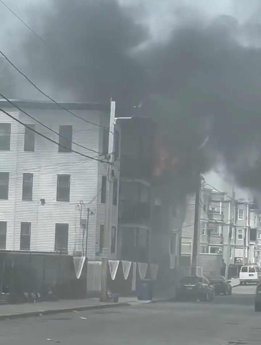 3rd alarm of fire Lawrence Ma , exterior attack 28 Juniper St