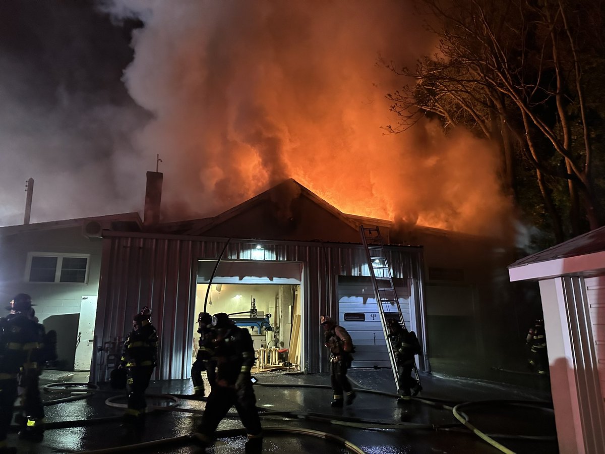 NCrews in Arlington are battling a now 3rd Alarm blaze in a commercial building on Dudley St. Mayday initially called for Firefighter through the floor, now extricated