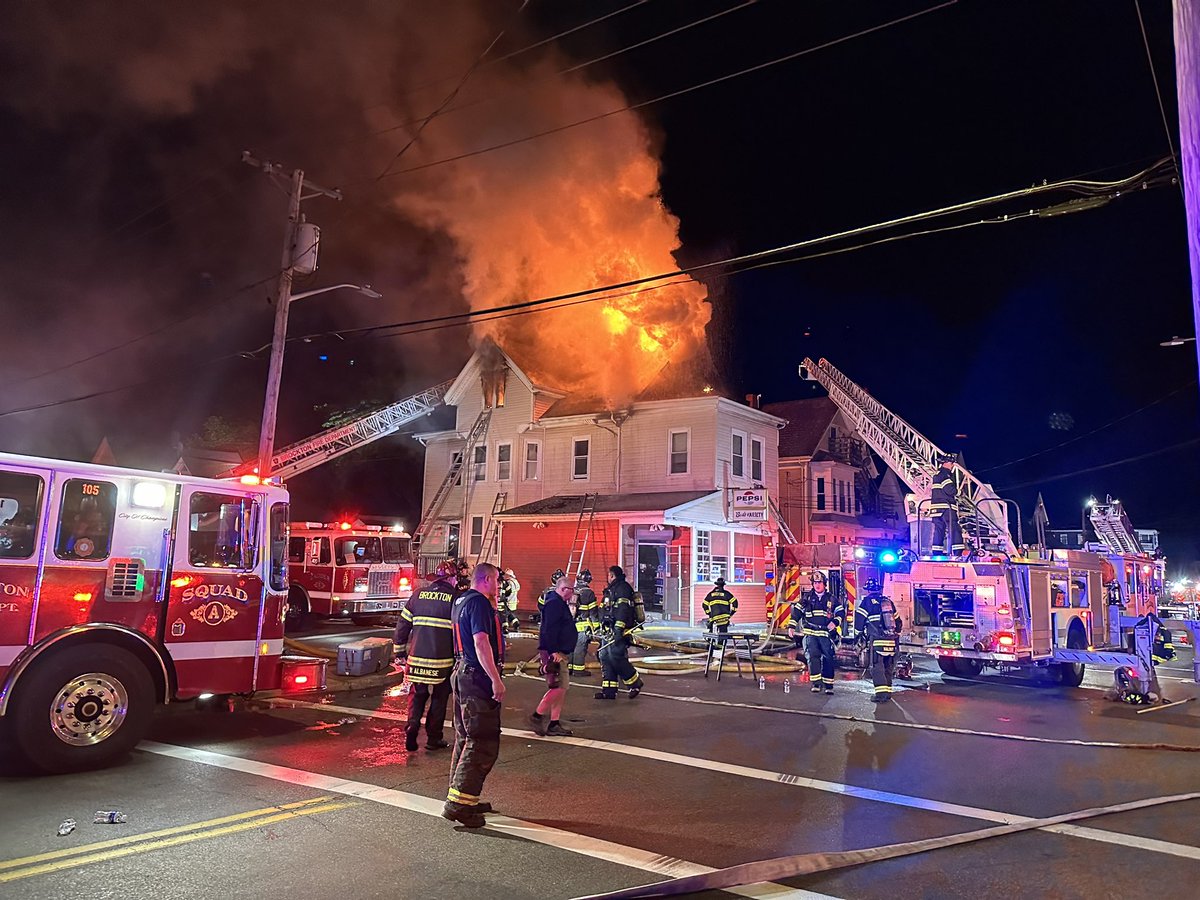 Brockton, MA - Units are on scene at 916 Warren Ave for a 4-Alarm fire. Initial reports indicated there were numerous victims that jumped from the 2nd floor and were cared for by EMS. Companies continuing to chase fire throughout the building