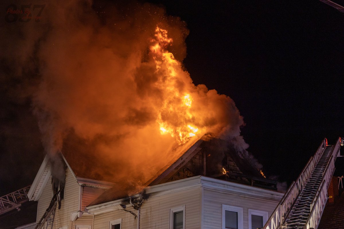 Firefighters in Brockton battled a 4-alarm blaze in a mixed occupancy on Warren Ave last night. The stubborn blaze extended to the attic and knee-walls of the 2.5 story building, as companies made an aggressive push to extinguish the fire