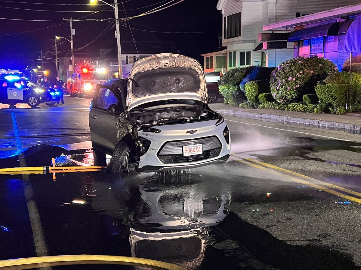 BFD is in the area of 423 Belmont St. with an EV fire. I￼t appears the vehicle hit a hydrant and then caught fire. The fire appears to be contained to the batteries under the car Bfd is utilizing special equipment bought for EV fires, including a Sudzit nozzle and fire blanket