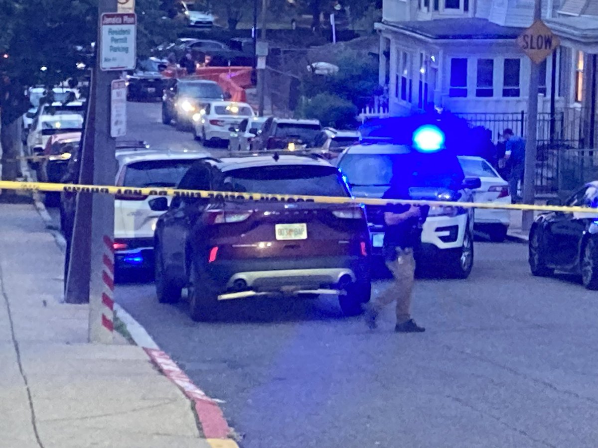 BPD confirms officer fired shot into SUV in 200 block of Wachusett  St in Jamaica Plain just before 8p. Abandoned vehicle with  FL plates found half mile away on Weld Hill Road. Search continues for driver
