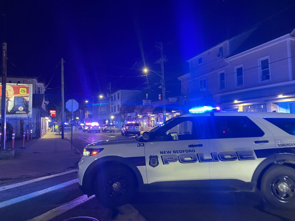 Large police presence in New Bedford in the area of Rivet and Orchard St.  Police say a New Bedford Police detective  sustained an injury from a gunshot. He is receiving medical treatment now, injury is not considered to be life-threatening