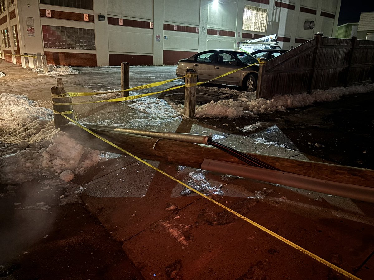 Eversource crews are on Main Street in Stoneham after a tractor trailer appears to have hit a utility pole, snapping it, and causing damage to a car and home. At one point, there were about 1,600 power outages. Stoneham Fire says there were no injuries