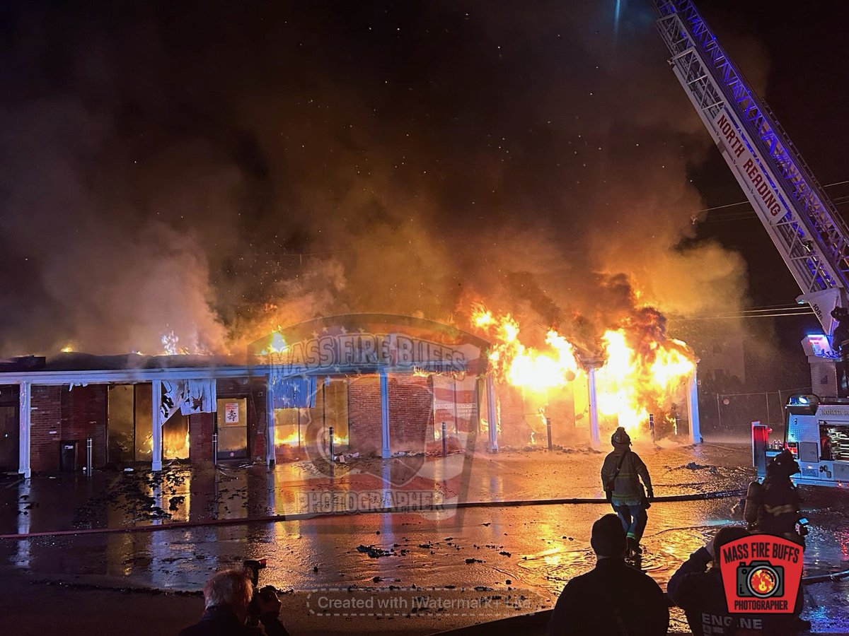 A few more pictures from the 6th alarm Lynnfield ma 8 post office  