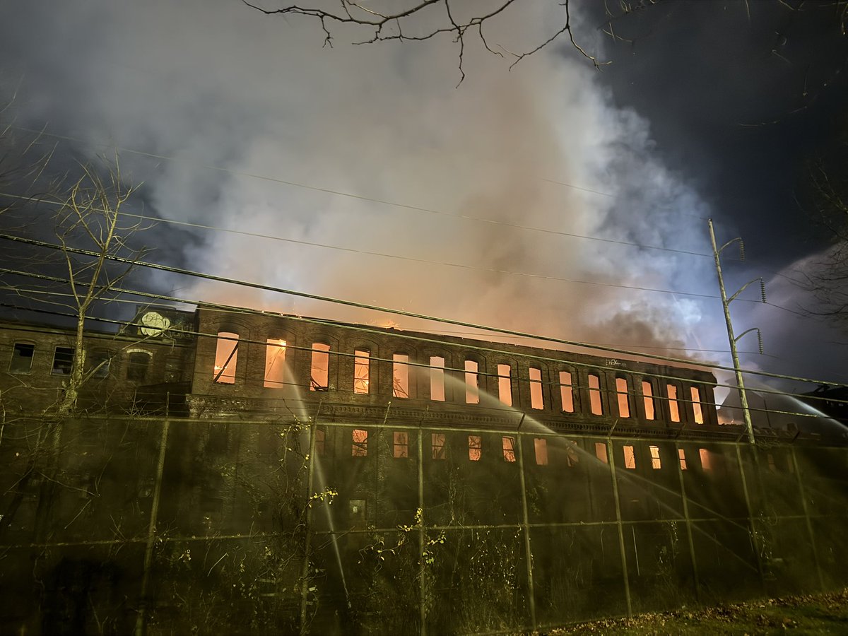 Chelsea MA, 4th, 5th,6th,7th,8th alarms have been transmitted for Creasant & Forbes st large 5 story vacant mill building well involved.