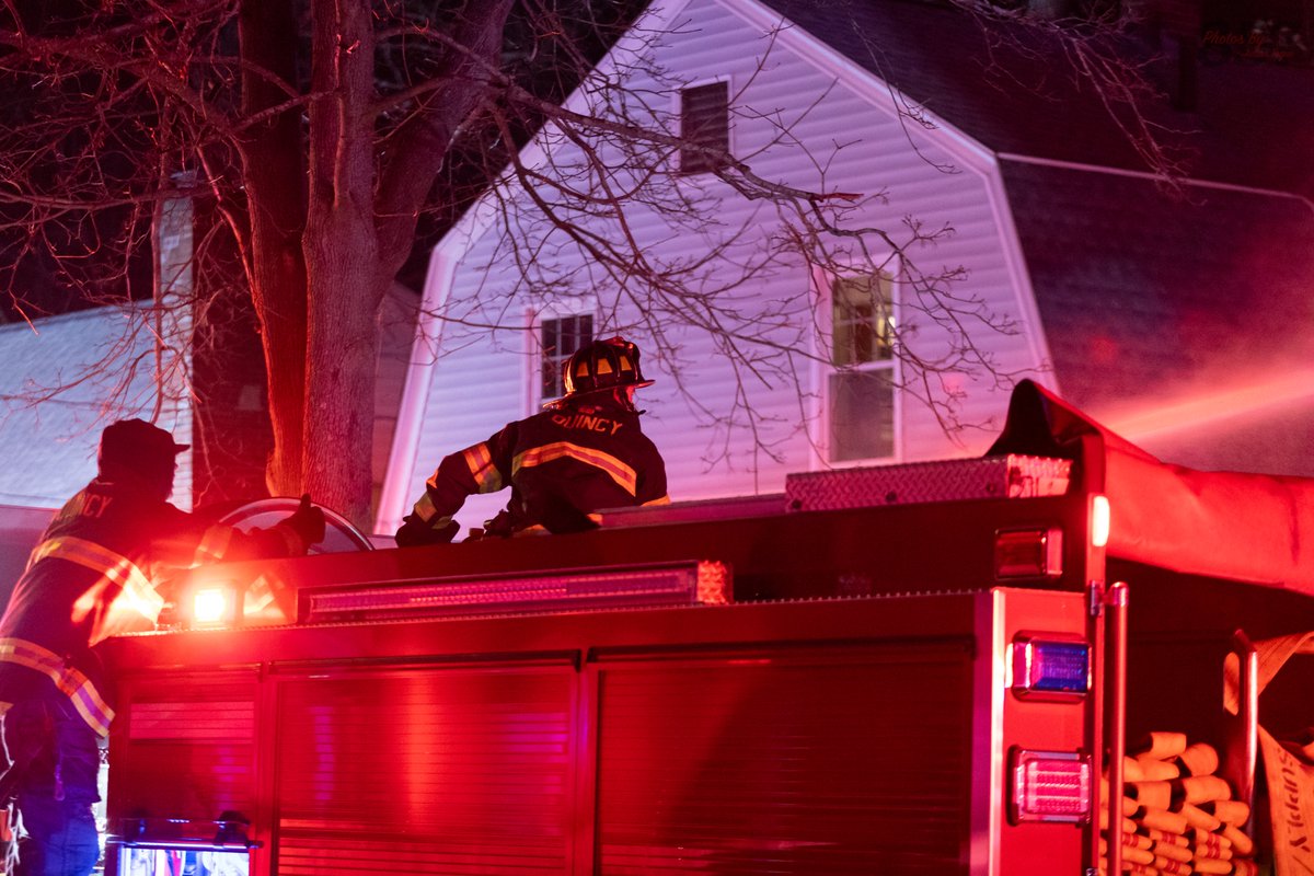 Quincy Firefighters battled a stubborn fire in the attic of a house on Sagamore Ave in frigid temps, earlier tonight. Crews were temporarily pulled out into an exterior operation, using a deck gun to knock down heavy fire in the knee-walls