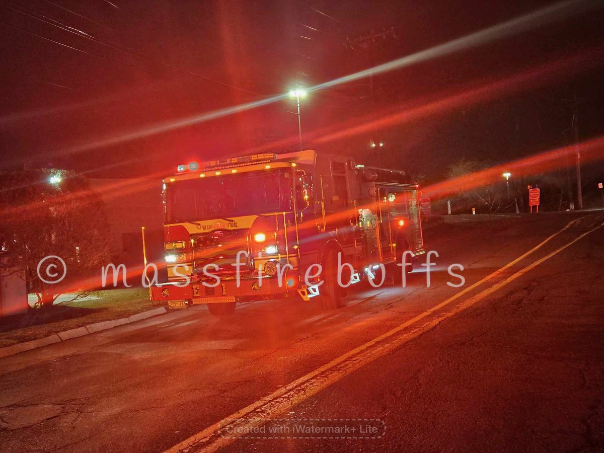 Late last night stoneham fire struck a working fire at 100 maple street first arriving cruise found heavy smoke inside a one story, brick commercial fire was quickly knocked down in companies later clear