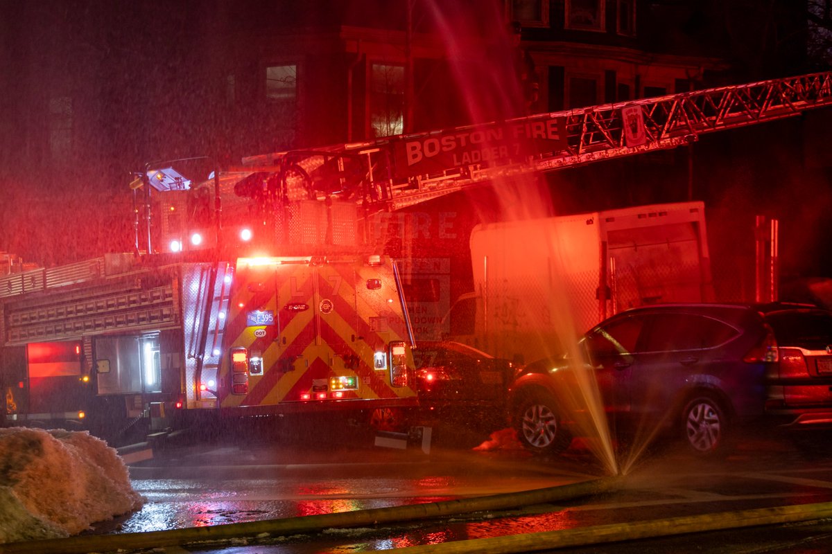 A burst supply line didn't hinder Boston Firefighters Monday night as they made quick work of an auto-body shop fire on Bowdoin St