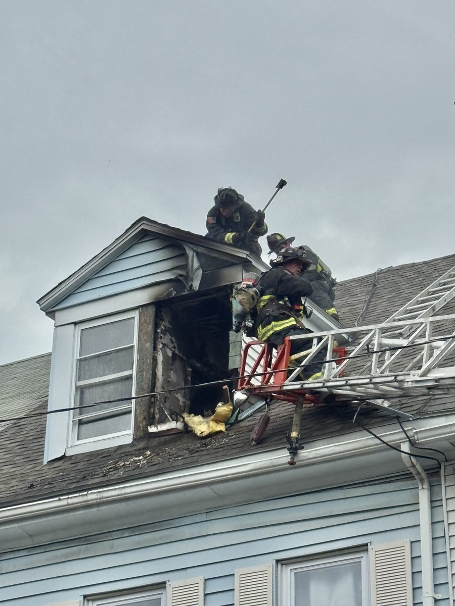 Firefighters quickly contained the fire in the attic at 190 Lexington st. East Boston & stopped it from traveling to the attached homes on either side. There are no injuries to report, 7 residents  displaced