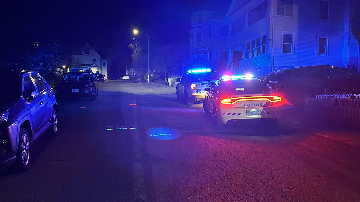 Worcester, possible double stabbing on Columbus St. EMS to step it up