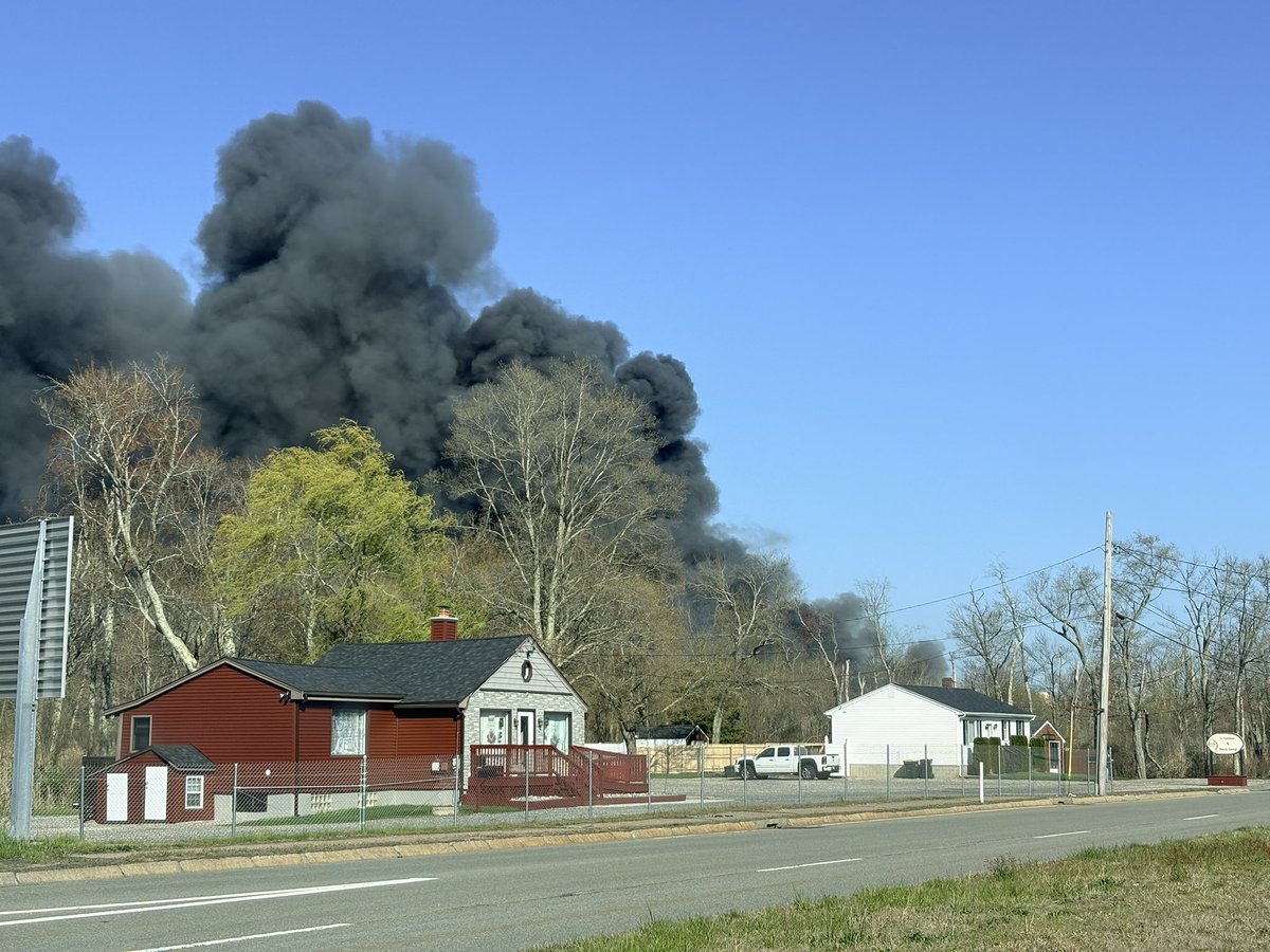 Board of Health asks residents in the area of the smoke plume on Davis Rd. to shelter in place, close all windows *Air quality sampling being done on scene *Fire involves scrap vehicles with fuel and fluids already removed