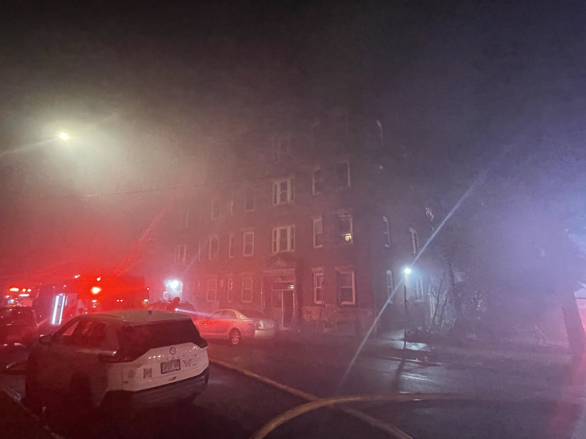 SFD “ On Scene” 26-28 Wilcox st. Working fire all companies are operating at this time 5th Alarm has been struck